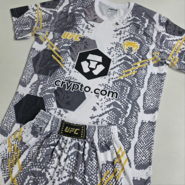 photo 2025 10 13 14 44 18 2 (سایت کیسه بوکس)