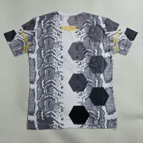 photo 2025 10 13 14 44 18 (سایت کیسه بوکس)