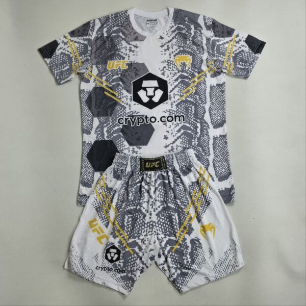 photo_2025-10-13_14-44-19 photo 2025 10 13 14 44 19 (سایت کیسه بوکس)