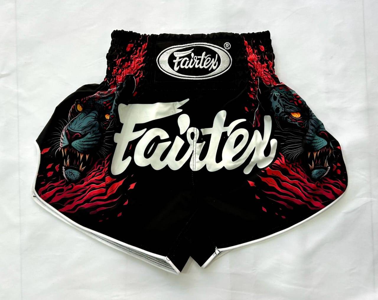 شورت رزمی مویتای و کیکبوکسینگ Fairtex Jaguar